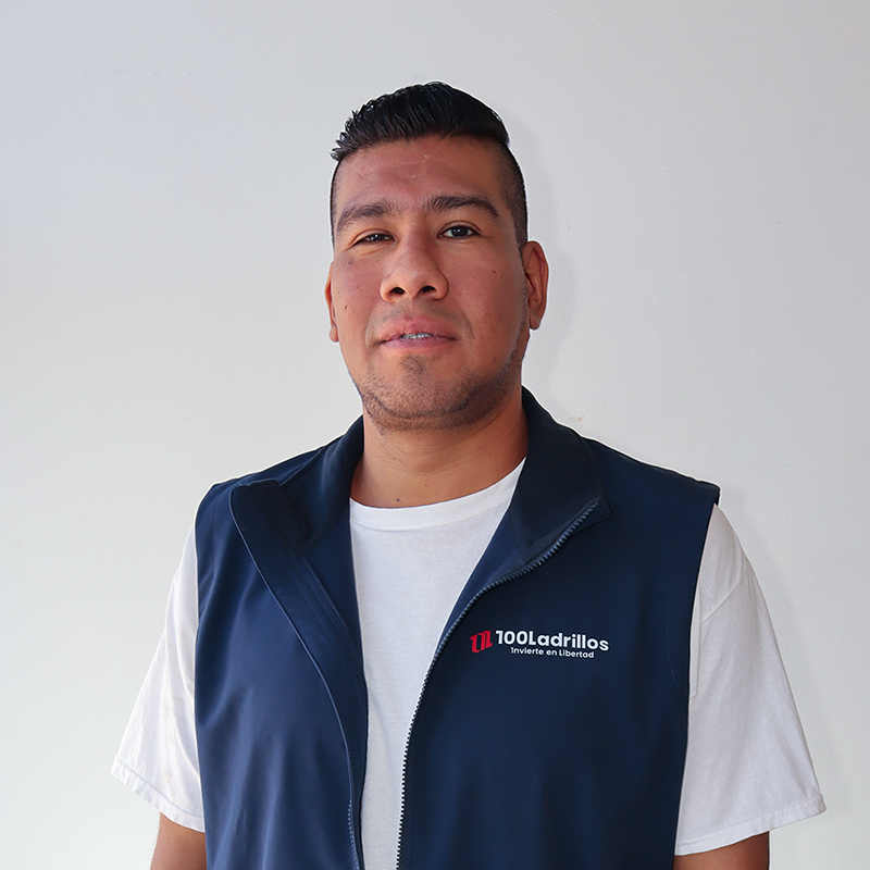 Manuel-Santillan.png