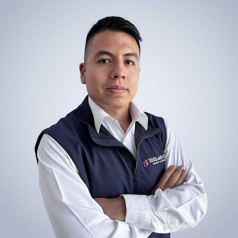 FERNANDO REGALADO.jpeg